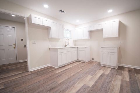 Tiny photo for 1151 Roselle Street, Augusta, GA 30901 (MLS # 551025)