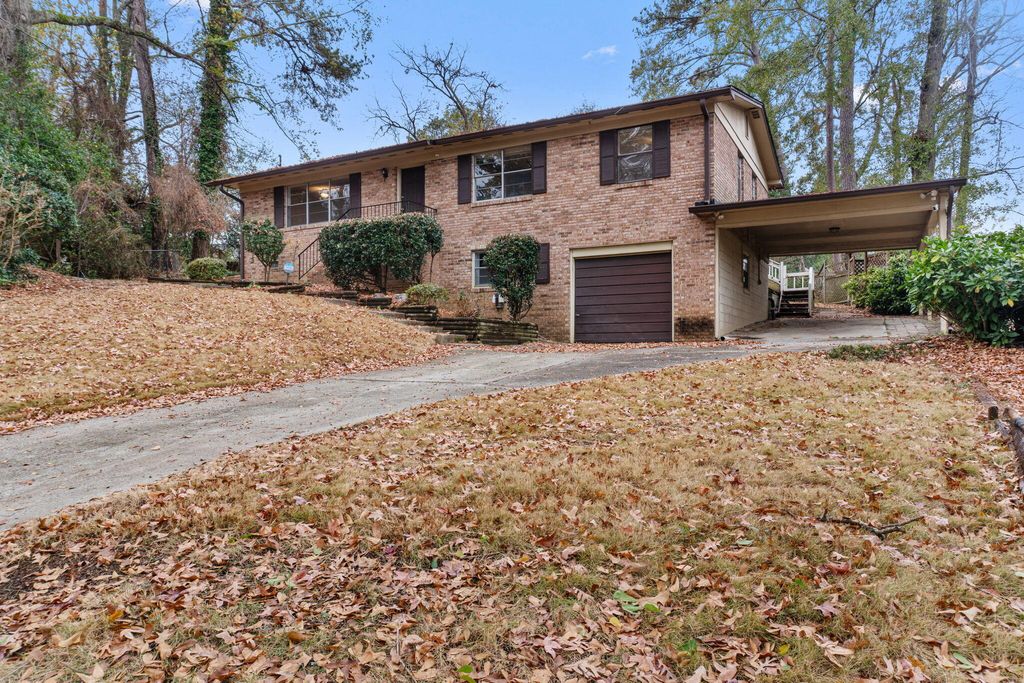 Photo of 1403 Springfield Court, Augusta, GA 30909 (MLS # 549876)