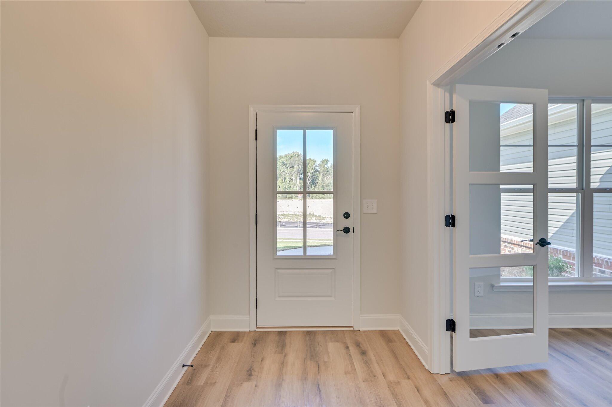 122 Willow Oak Circle