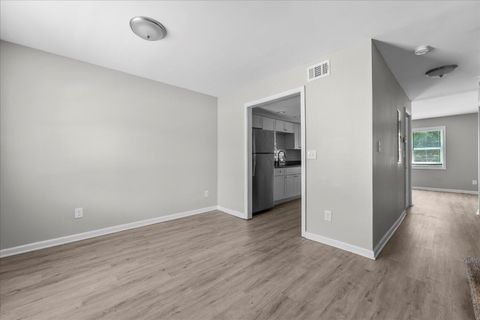 Tiny photo for 2604 SW Campbellton Road, Atlanta, GA 30311 (MLS # 546808)