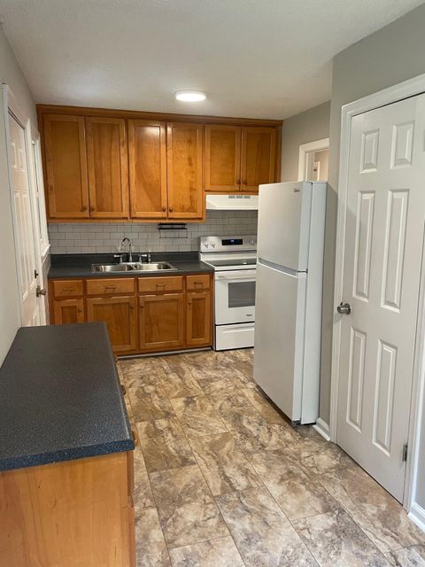 Tiny photo for 407 S Old Whiskey Road, New Ellenton, SC 29809 (MLS # 547953)