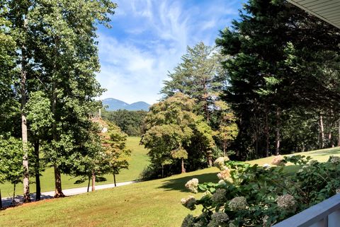 Tiny photo for 303 Jennys Cove Road, Cleveland, GA 30528 (MLS # 546626)
