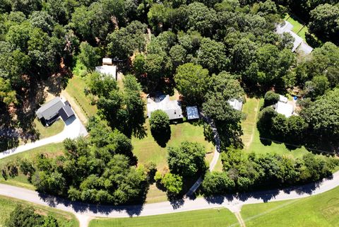 Tiny photo for 303 Jennys Cove Road, Cleveland, GA 30528 (MLS # 546626)