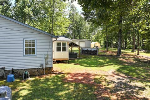 Tiny photo for 303 Jennys Cove Road, Cleveland, GA 30528 (MLS # 546626)