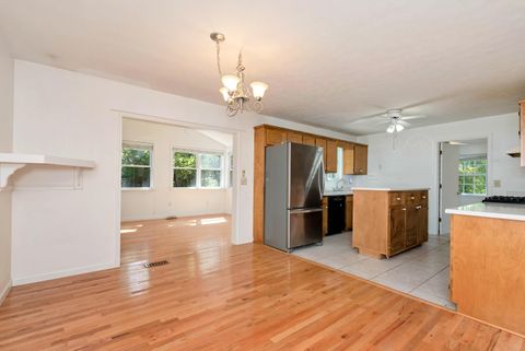 Tiny photo for 303 Jennys Cove Road, Cleveland, GA 30528 (MLS # 546626)