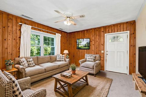 Tiny photo for 303 Jennys Cove Road, Cleveland, GA 30528 (MLS # 546626)