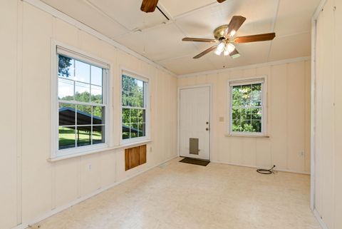 Tiny photo for 303 Jennys Cove Road, Cleveland, GA 30528 (MLS # 546626)