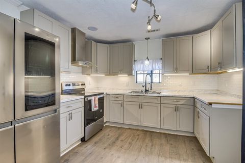 Tiny photo for 1123 Roselle Street, Augusta, GA 30901 (MLS # 550073)