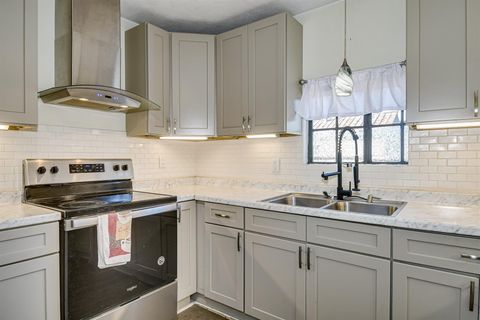 Tiny photo for 1123 Roselle Street, Augusta, GA 30901 (MLS # 550073)