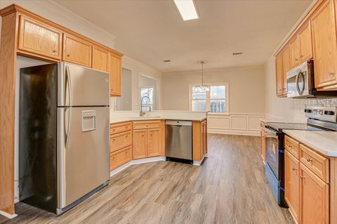 Tiny photo for 32 Queens Court, Augusta, GA 30909 (MLS # 550331)