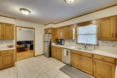 Tiny photo for 206 State Rd S-33-108, McCormick, SC 29835 (MLS # 552653)