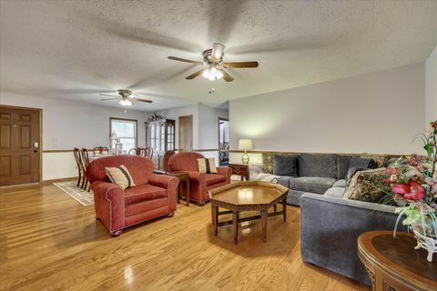 Tiny photo for 206 State Rd S-33-108, McCormick, SC 29835 (MLS # 552653)