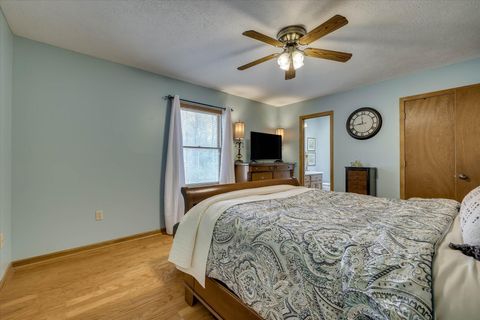 Tiny photo for 206 State Rd S-33-108, McCormick, SC 29835 (MLS # 552653)