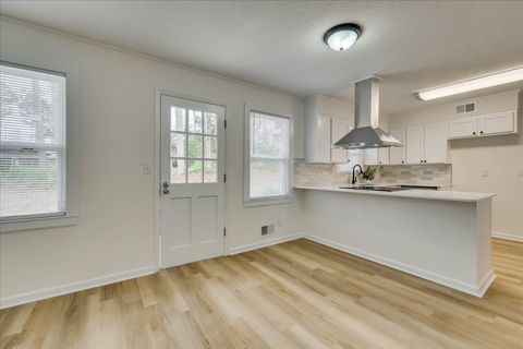 Tiny photo for 225 Chatham Road, Augusta, GA 30907 (MLS # 552833)