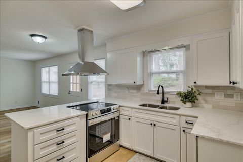 Tiny photo for 225 Chatham Road, Augusta, GA 30907 (MLS # 552833)