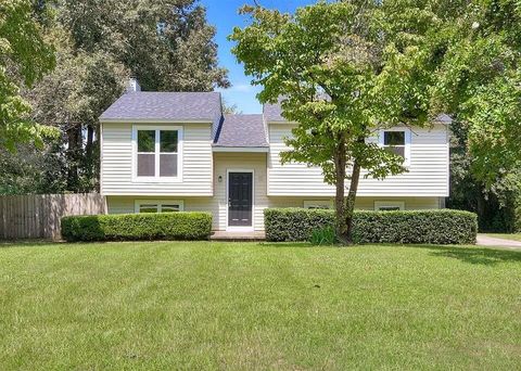 Photo of 2109 Oakleaf Way, Augusta, GA 30906 (MLS # 553503)