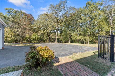 Tiny photo for 425 Thomson Rd Road, Washington, GA 30673 (MLS # 548359)
