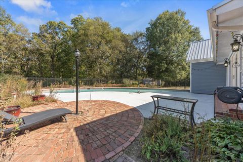 Tiny photo for 425 Thomson Rd Road, Washington, GA 30673 (MLS # 548359)