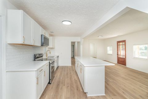 Tiny photo for 306 Hampton Avenue, North Augusta, SC 29841 (MLS # 548619)