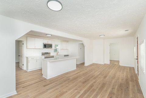 Tiny photo for 306 Hampton Avenue, North Augusta, SC 29841 (MLS # 548619)