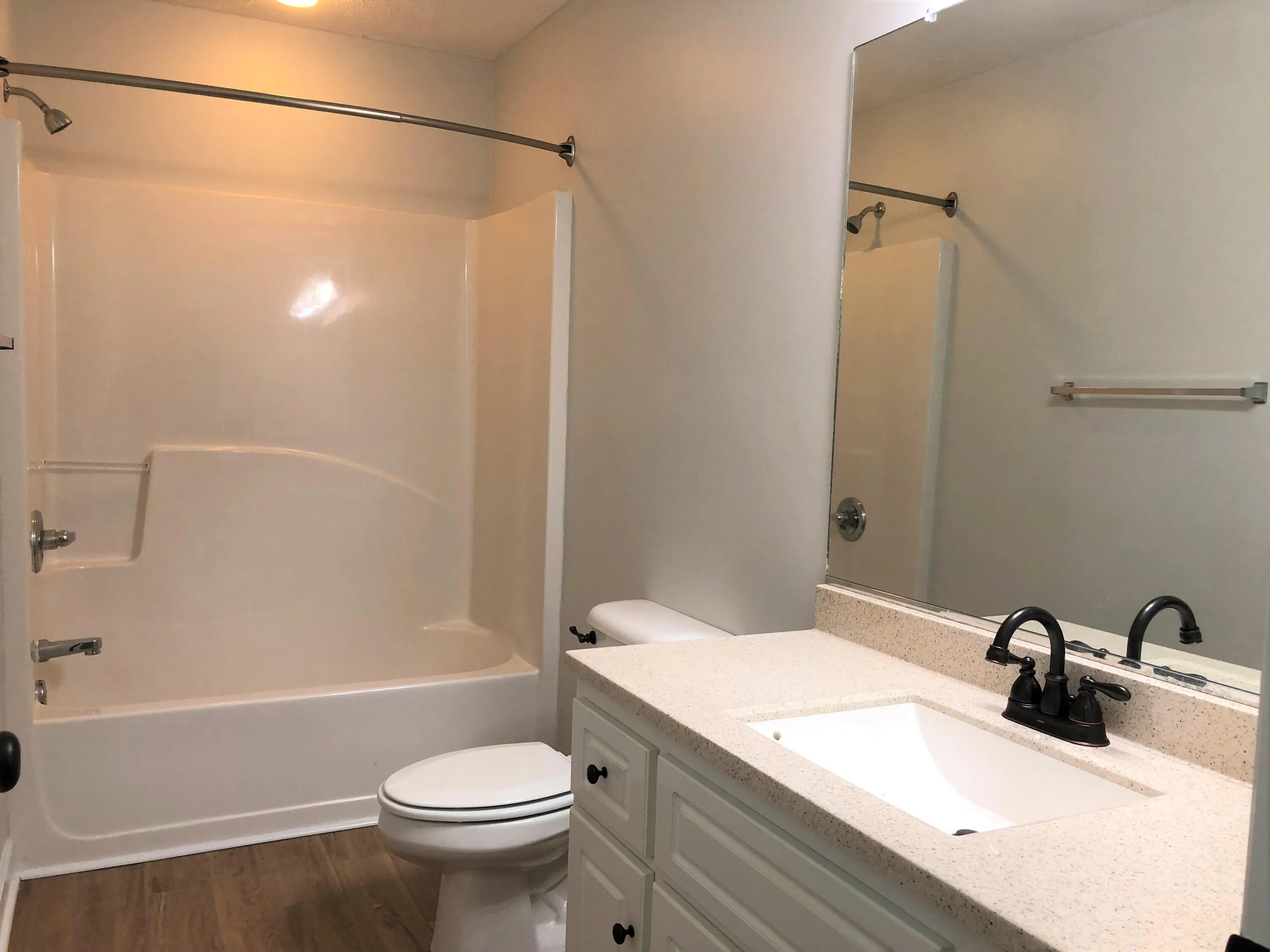 North Augusta, South Carolina 29841, United States, 3 Bedrooms Bedrooms, ,2 BathroomsBathrooms,Residential,Active,195842