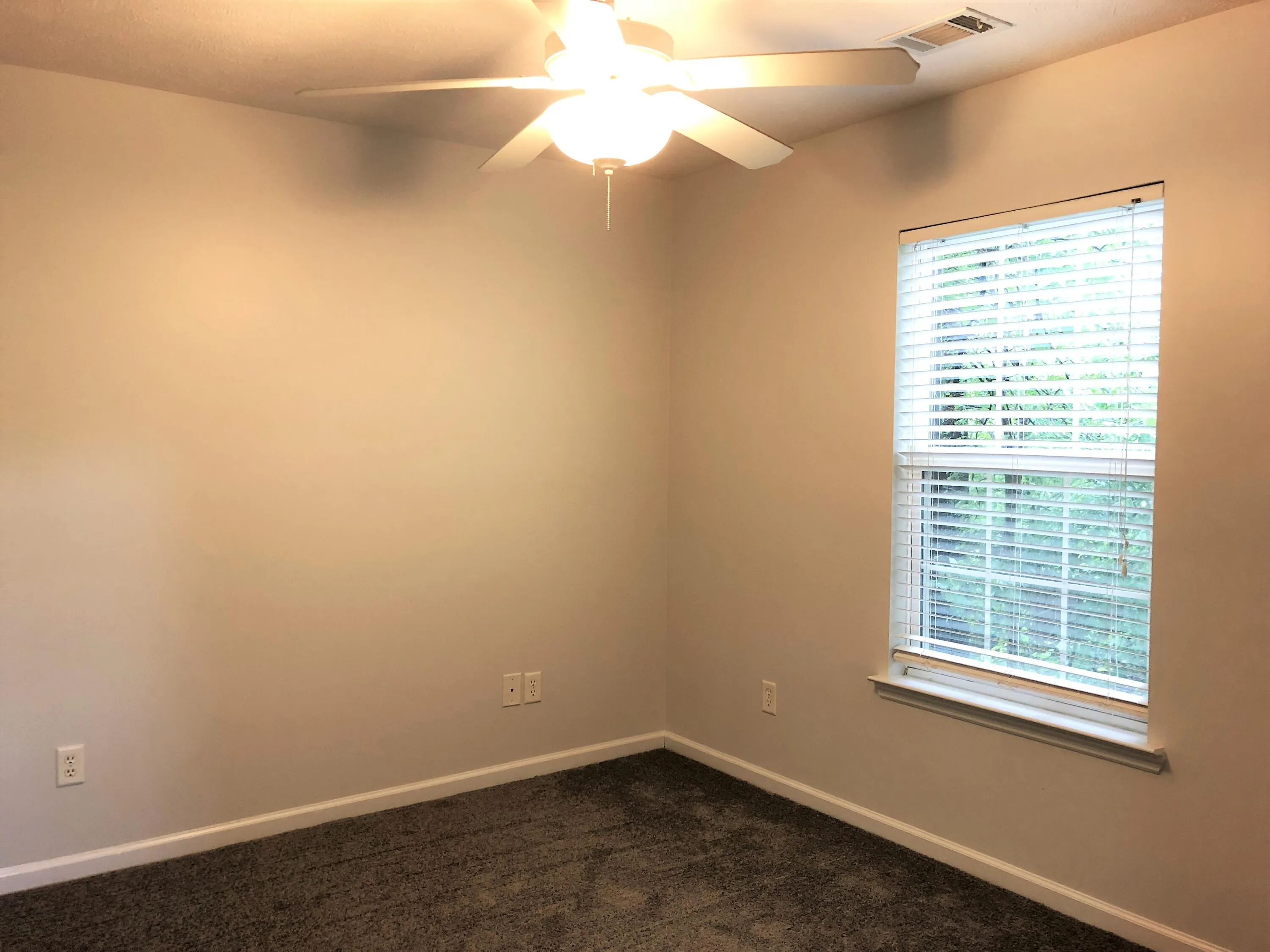 North Augusta, South Carolina 29841, United States, 3 Bedrooms Bedrooms, ,2 BathroomsBathrooms,Residential,Active,195842