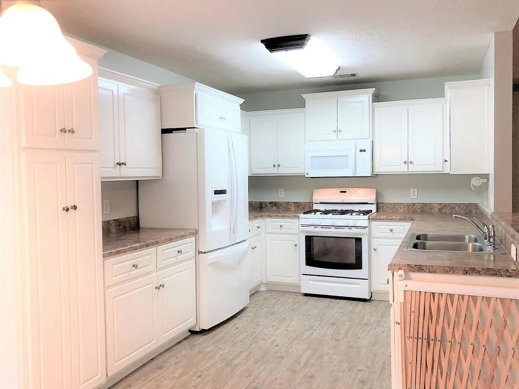 North Augusta, South Carolina 29841, United States, 3 Bedrooms Bedrooms, ,2 BathroomsBathrooms,Residential,Active,195842