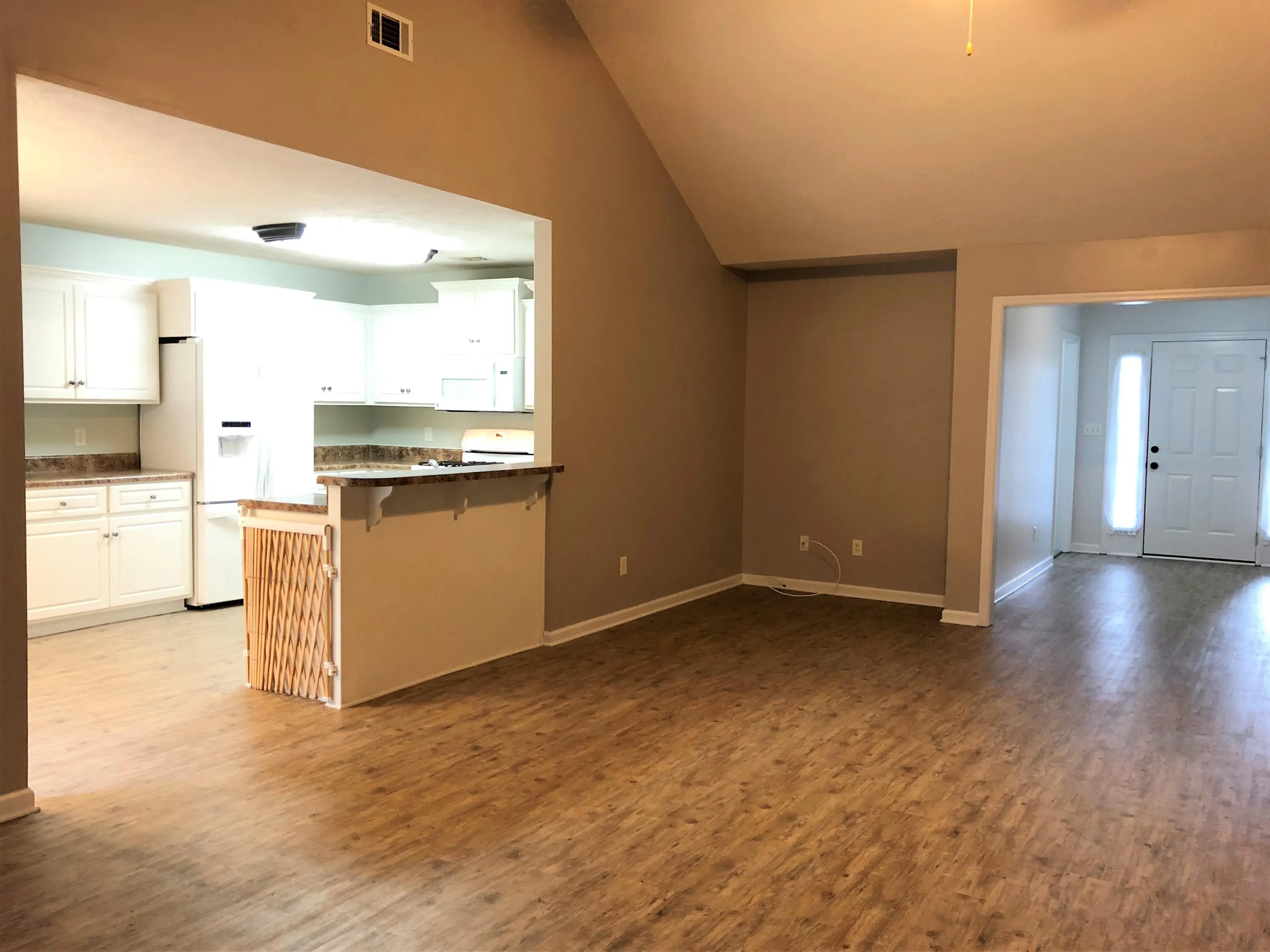 North Augusta, South Carolina 29841, United States, 3 Bedrooms Bedrooms, ,2 BathroomsBathrooms,Residential,Active,195842