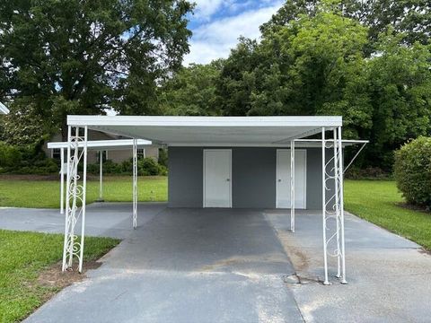 Tiny photo for 641 Ellington Avenue Avenue, Thomson, GA 30824 (MLS # 542925)