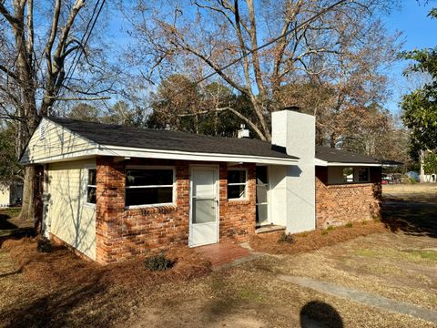 Photo of 609 Hillcrest Drive, Thomson, GA 30824 (MLS # 551796)