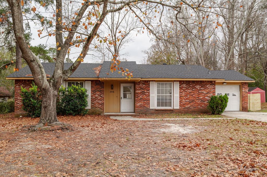 Photo of 3516 Windermere Drive, Augusta, GA 30815 (MLS # 549862)