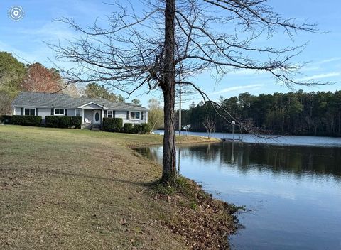 Photo of 676 Summer Lakes Drive, Aiken, SC 29805 (MLS # 552456)