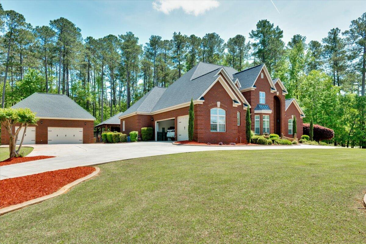 114 Nicoles Way