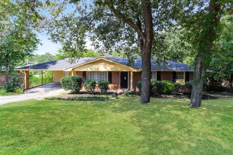 A home in North Augusta