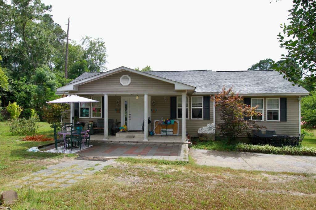 Photo for 924 W Martintown Road, North Augusta, SC 29841 (MLS # 544581)