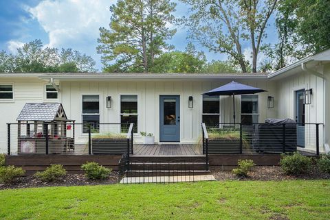 Tiny photo for 510 York Street Se St, Aiken, SC 29801 (MLS # 547489)