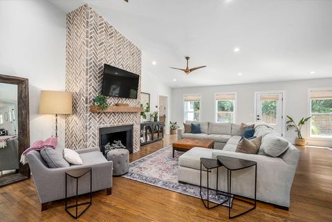Tiny photo for 510 York Street Se St, Aiken, SC 29801 (MLS # 547489)