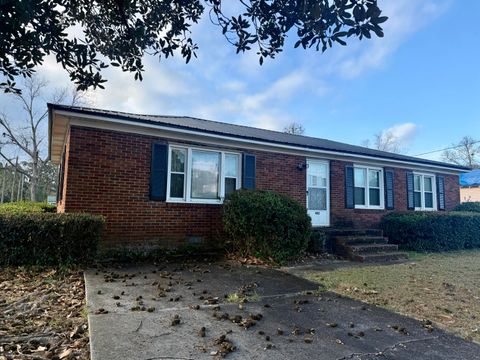 Tiny photo for 403 Calhoun Street, Swainsboro, GA 30401 (MLS # 549694)