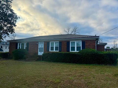Tiny photo for 403 Calhoun Street, Swainsboro, GA 30401 (MLS # 549694)