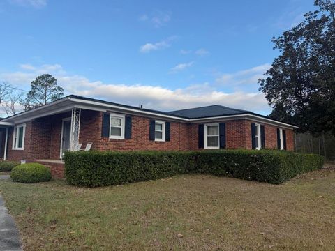 Tiny photo for 403 Calhoun Street, Swainsboro, GA 30401 (MLS # 549694)