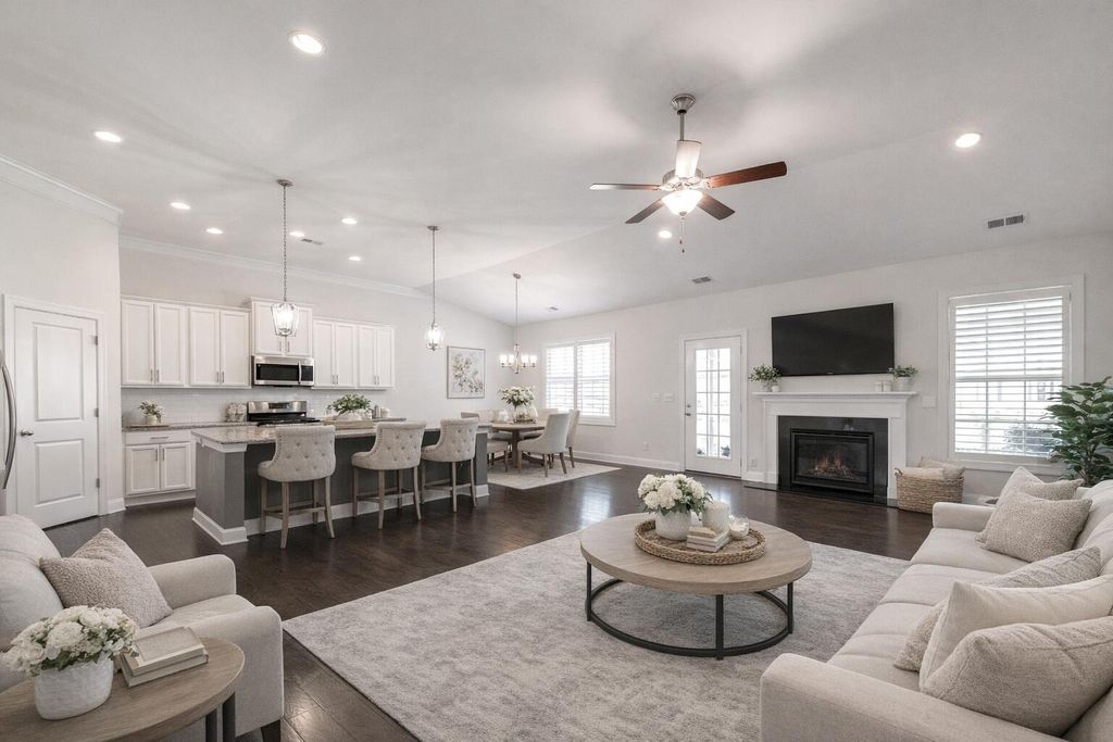 Photo of 142 Fitzsimmon'S Drive, North Augusta, SC 29860 (MLS # 553391)