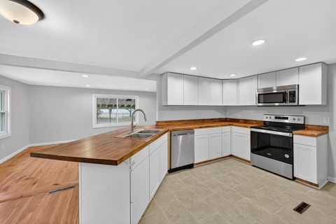 Tiny photo for 27 Vass Street, Aiken, SC 29805 (MLS # 549650)