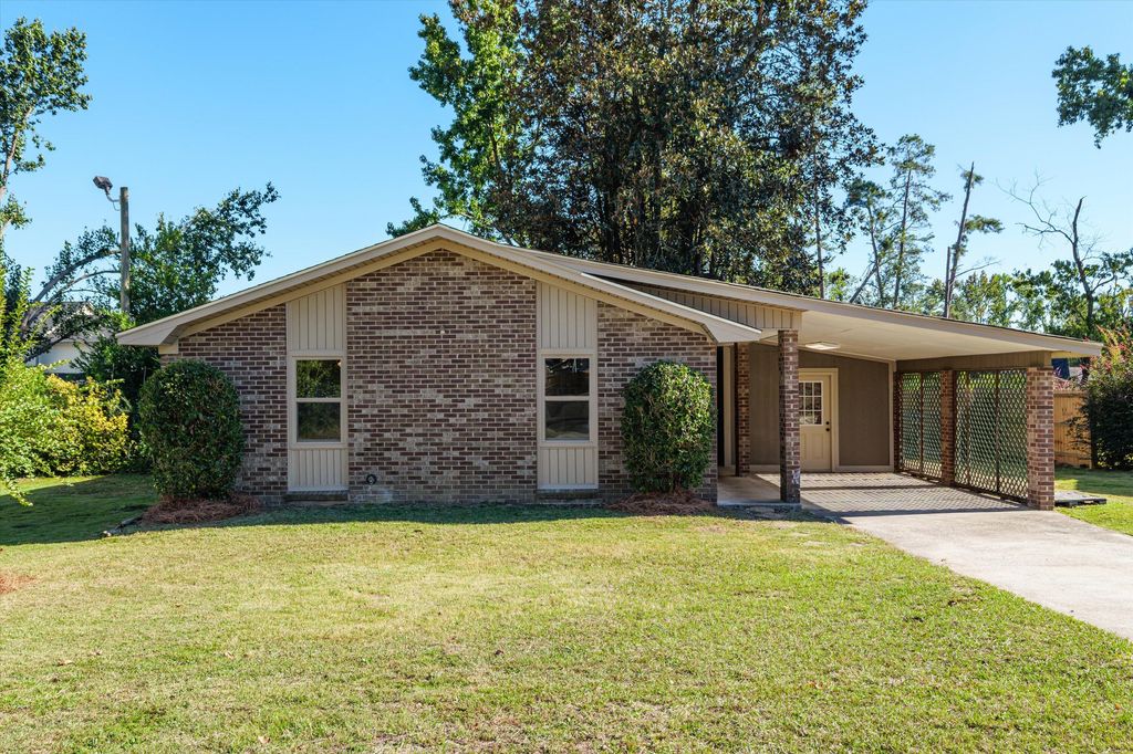 Photo for 3954 Braddock Street, Augusta, GA 30907 (MLS # 548285)