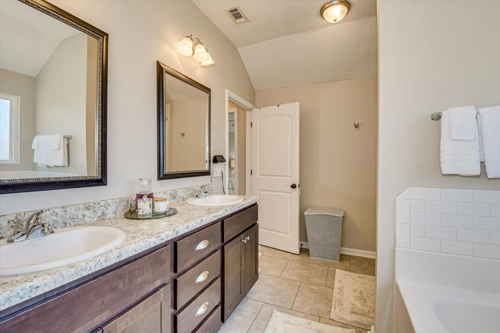 Grovetown, Georgia 30813, United States, 4 Bedrooms Bedrooms, ,3 BathroomsBathrooms,Residential,Active,719