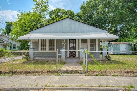 Photo of 1740 Starnes Street, Augusta, GA 30904 (MLS # 555084)