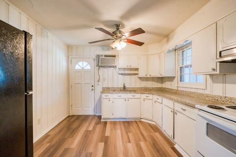 Tiny photo for 2904 Old Louisville Road, Augusta, GA 30906 (MLS # 546805)