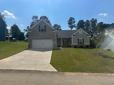 Photo of 651 Broadsword Way, Graniteville, SC 29829 (MLS # 545515) Photo of 651 Broadsword Way, Graniteville, SC 29829 (MLS # 545515)