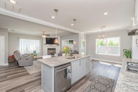 Tiny photo for 606 Bunchgrass Street, Evans, GA 30809 (MLS # 544105)