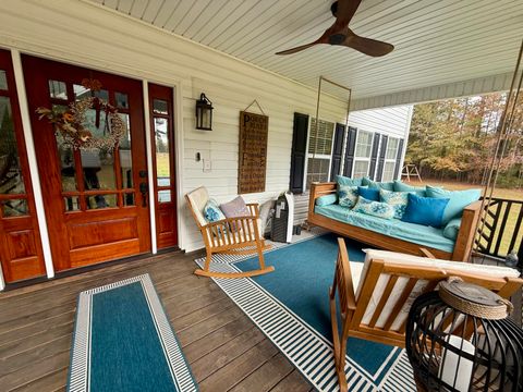 Tiny photo for 106 Heddy Road, Greenwood, SC 29646 (MLS # 549184)