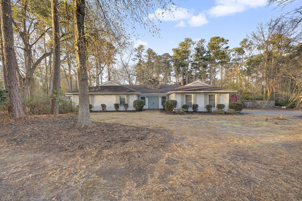 Photo of 350 Plantation Drive, Aiken, SC 29803 (MLS # 552324)